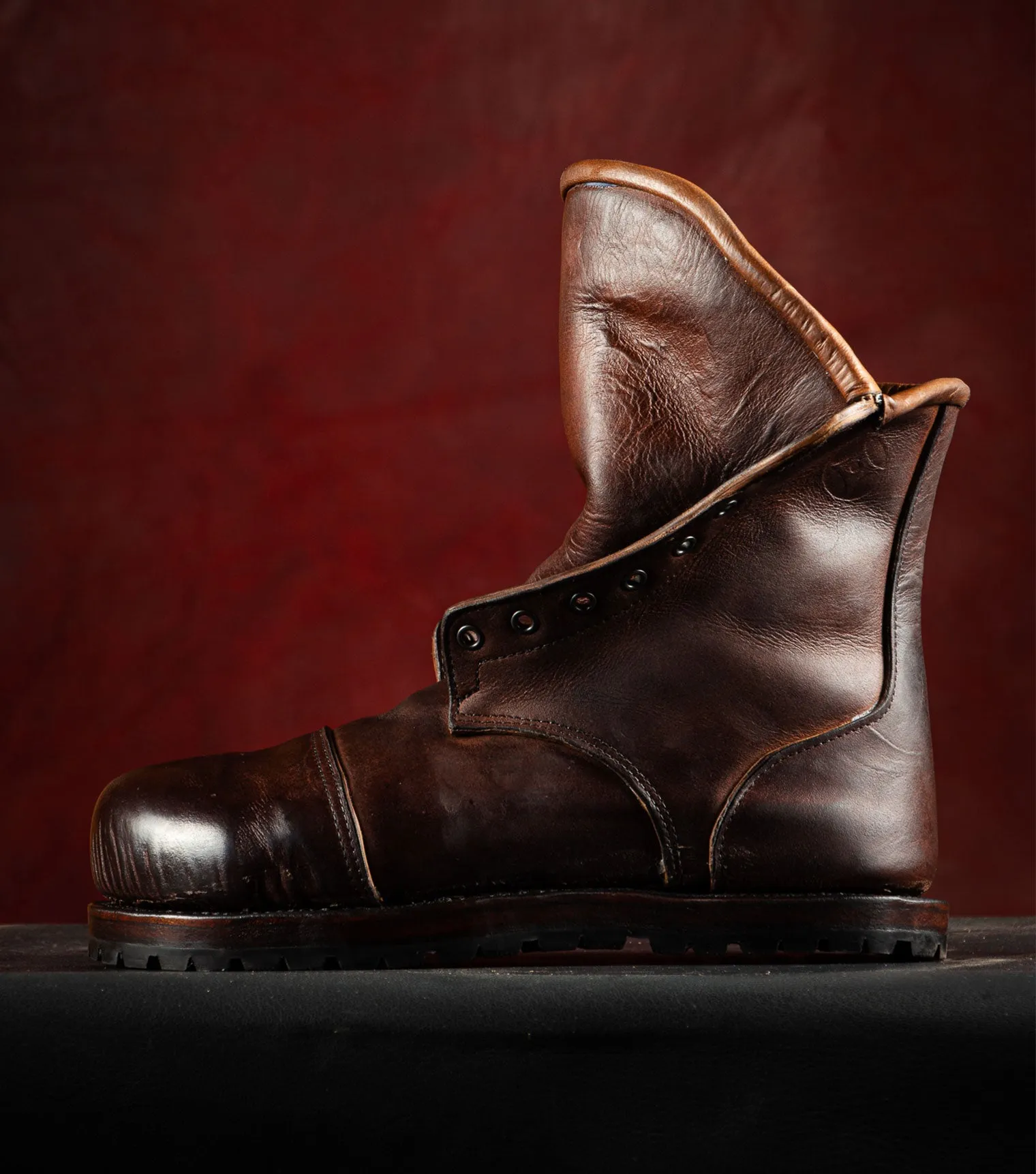 Barefoot Armageddon Safety Boots - Famous Italian Tanneries