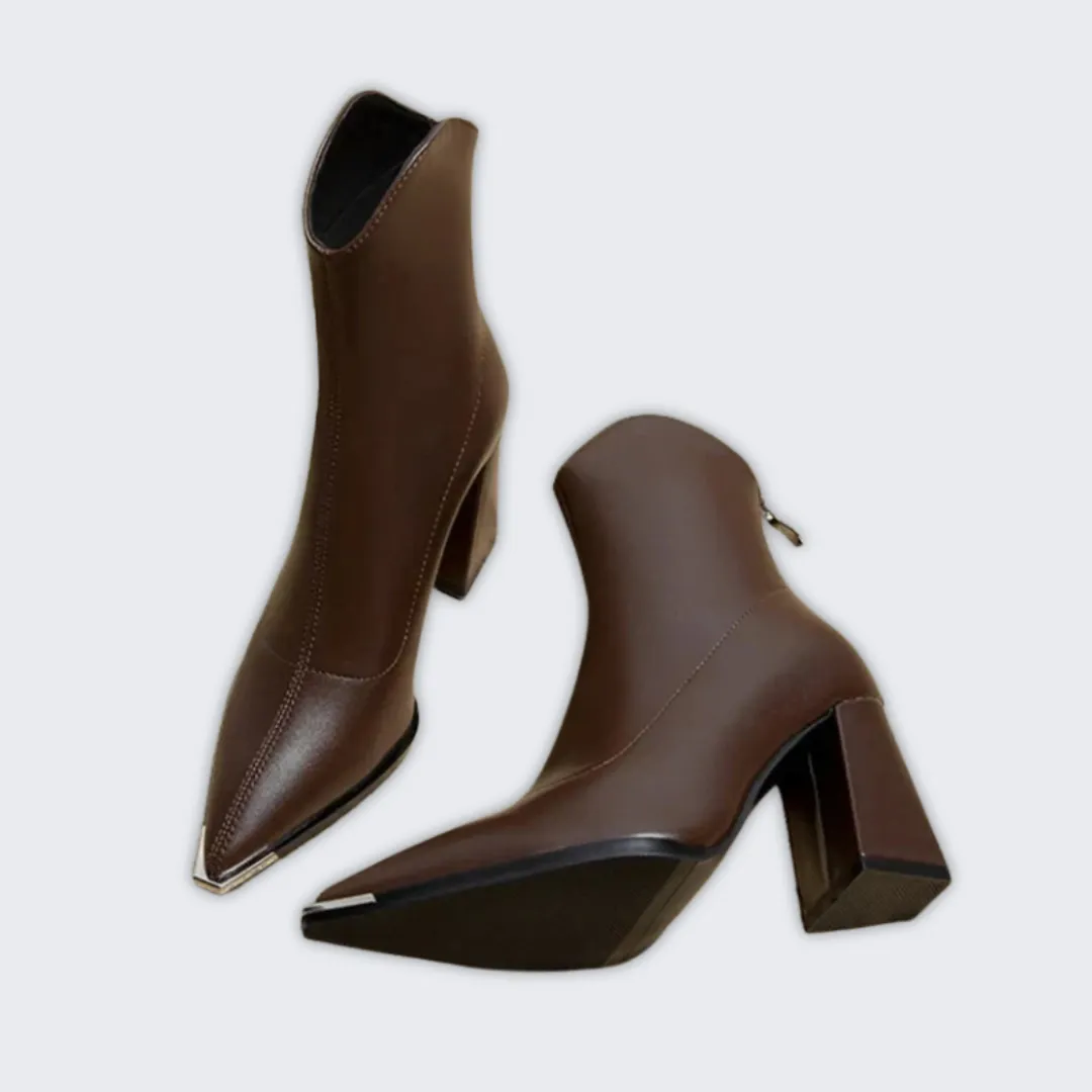 Chic Women's Leather Chelsea Ankle Boots | All-Day Comfort