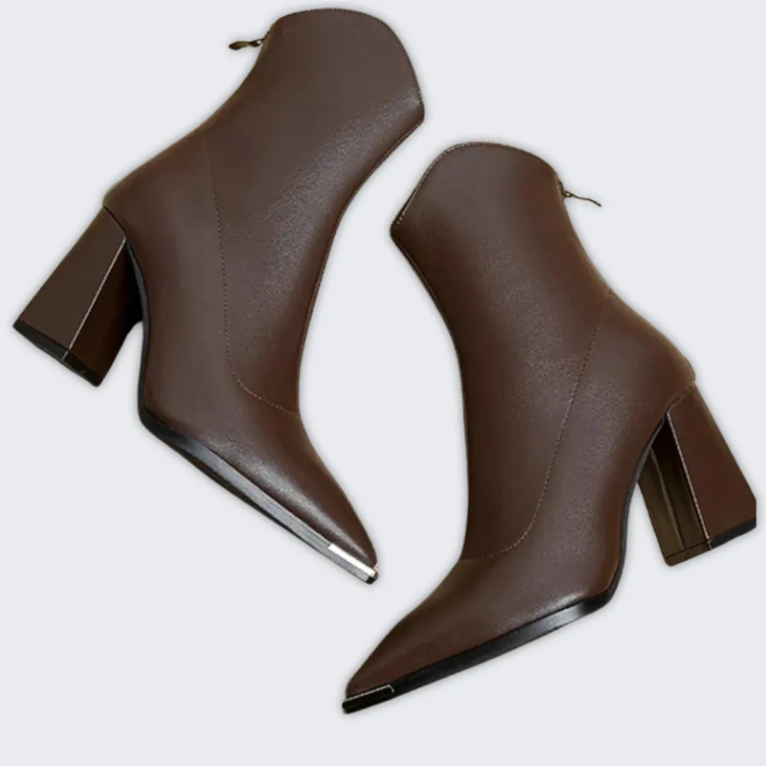 Chic Women's Leather Chelsea Ankle Boots | All-Day Comfort