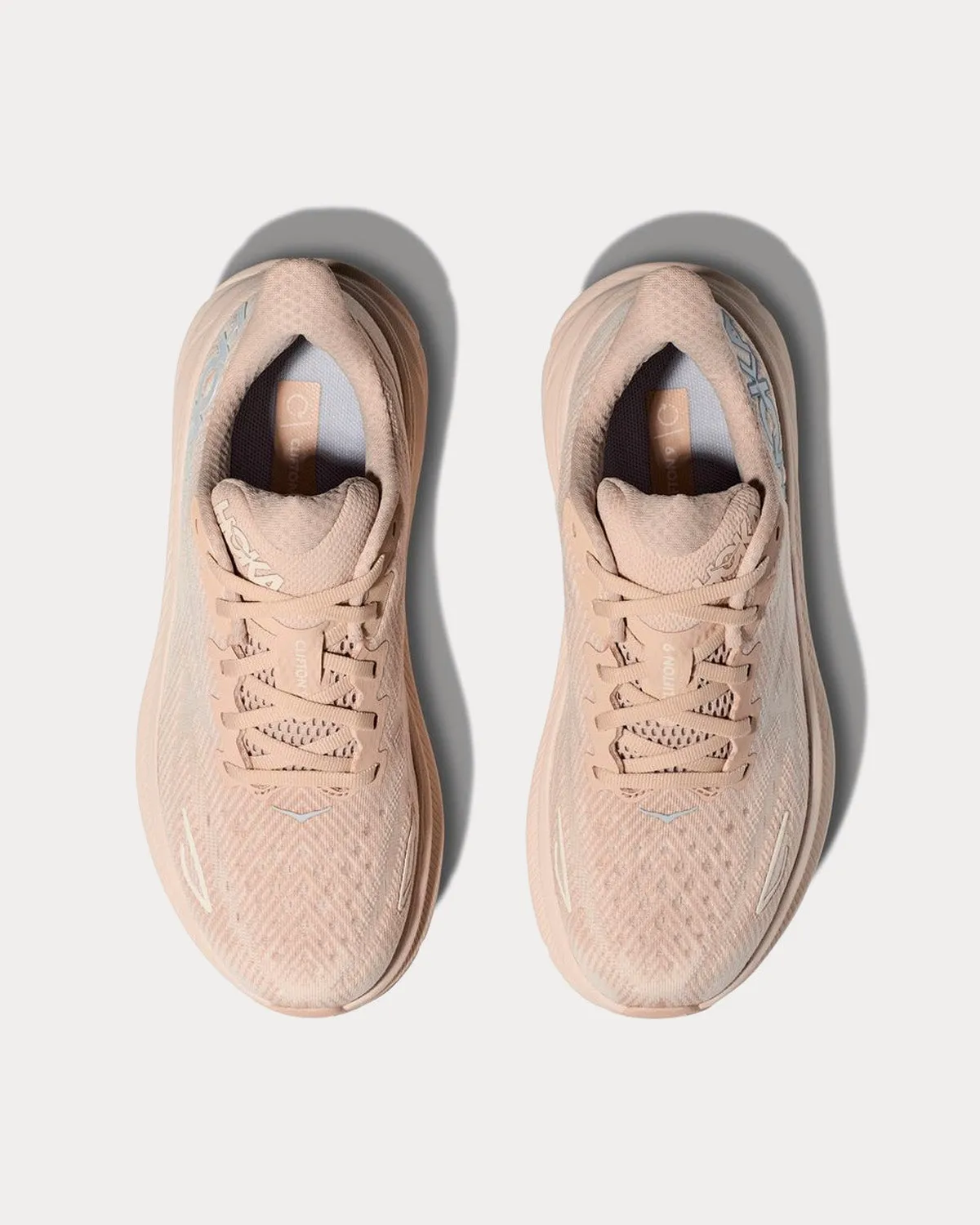 Clifton 9 Shifting Sand / Eggnog Running Shoes