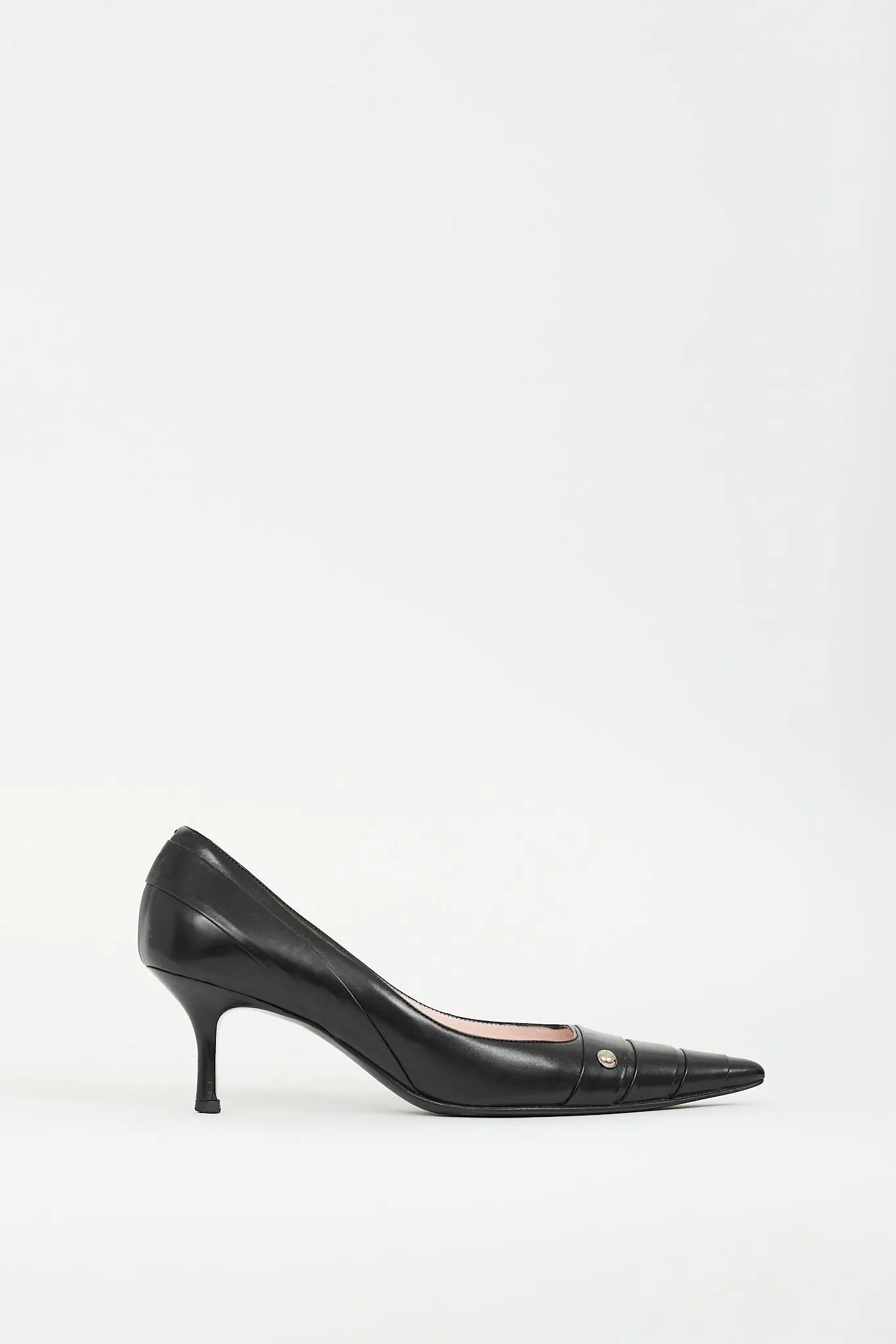 Fall 2004 Black Leather Pleated Heel