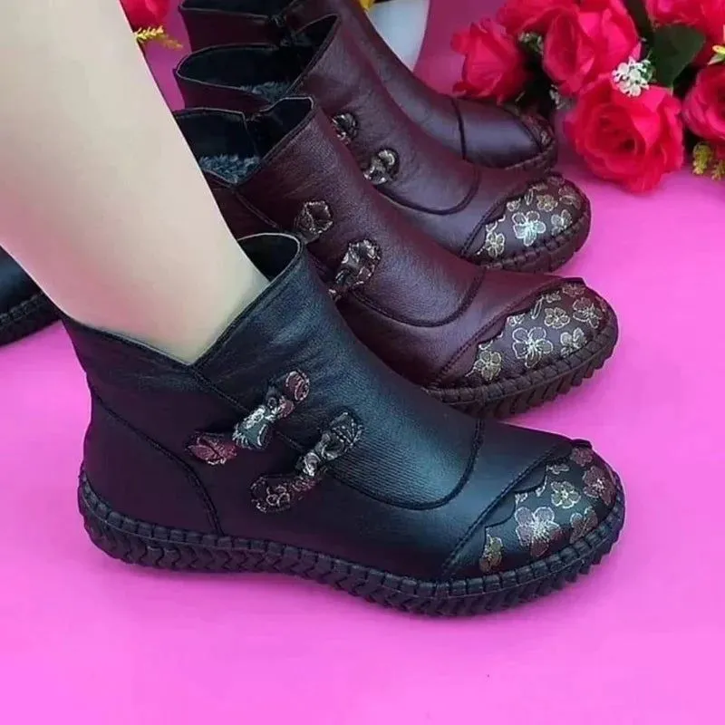 Genuine leather boots for women - non-slip and comfortable