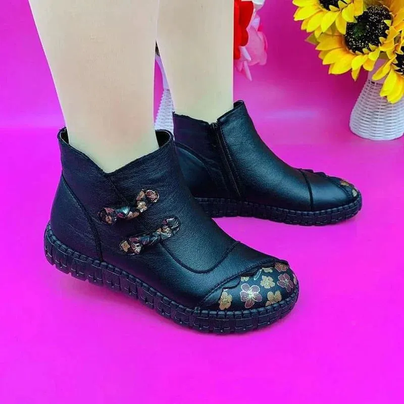 Genuine leather boots for women - non-slip and comfortable
