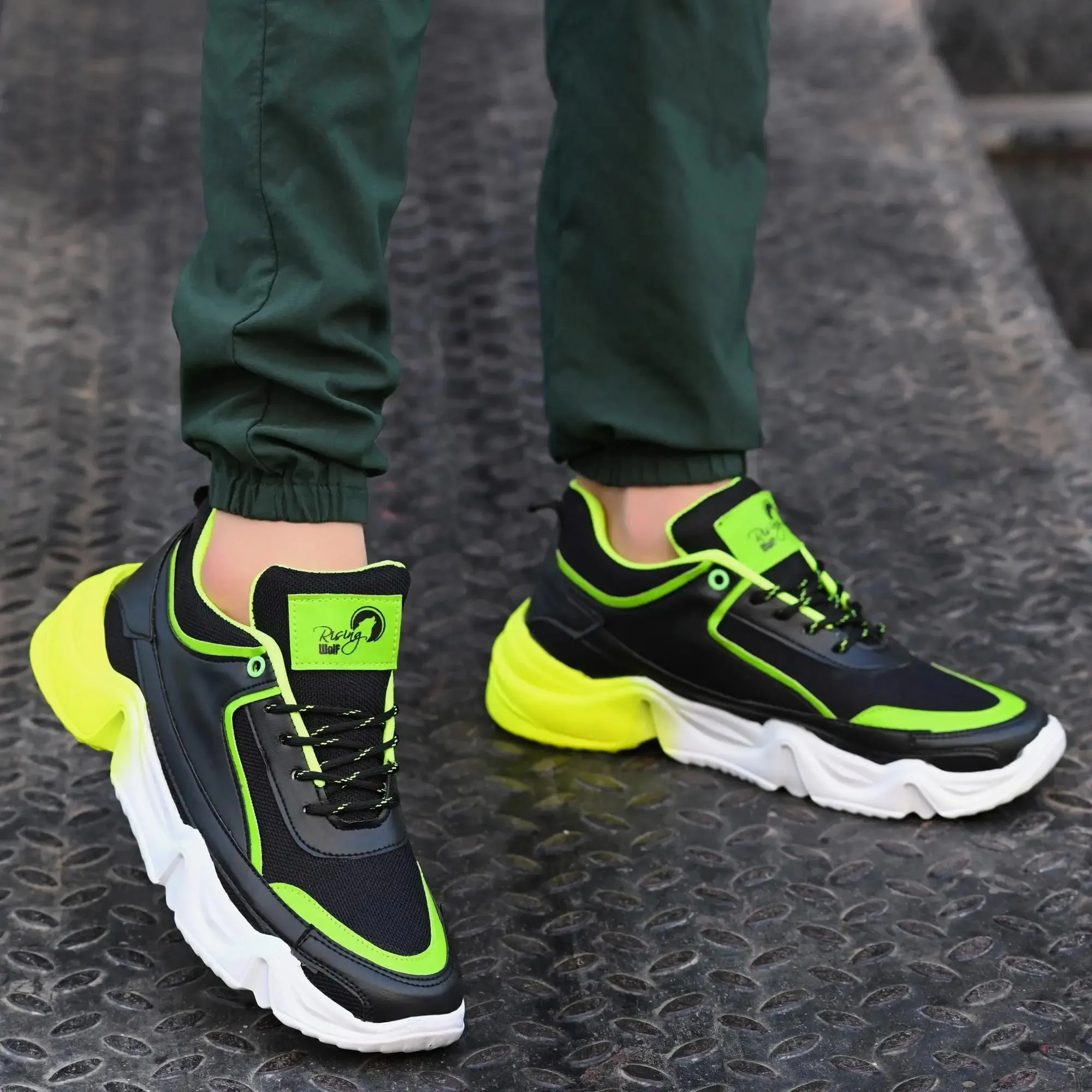 Mens Synthetic Sports Shoes for Men Green Color