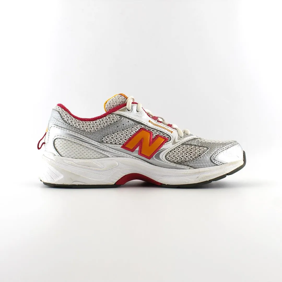 NEW BALANCE RUNNING 553