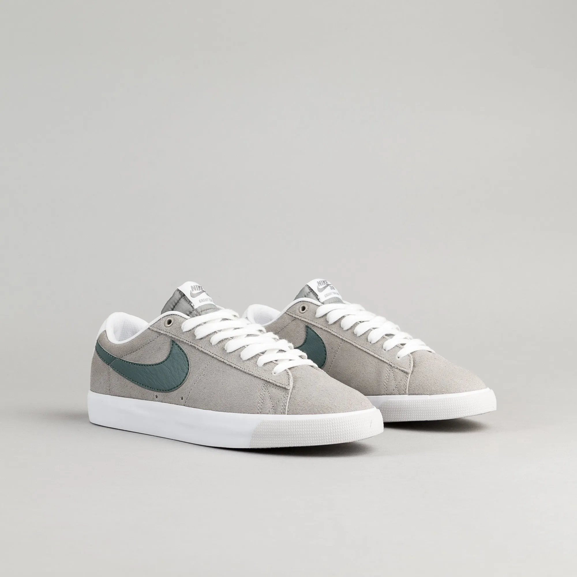 Nike SB Blazer Low GT Shoes - Dust / Hasta - White - Pure Platinum
