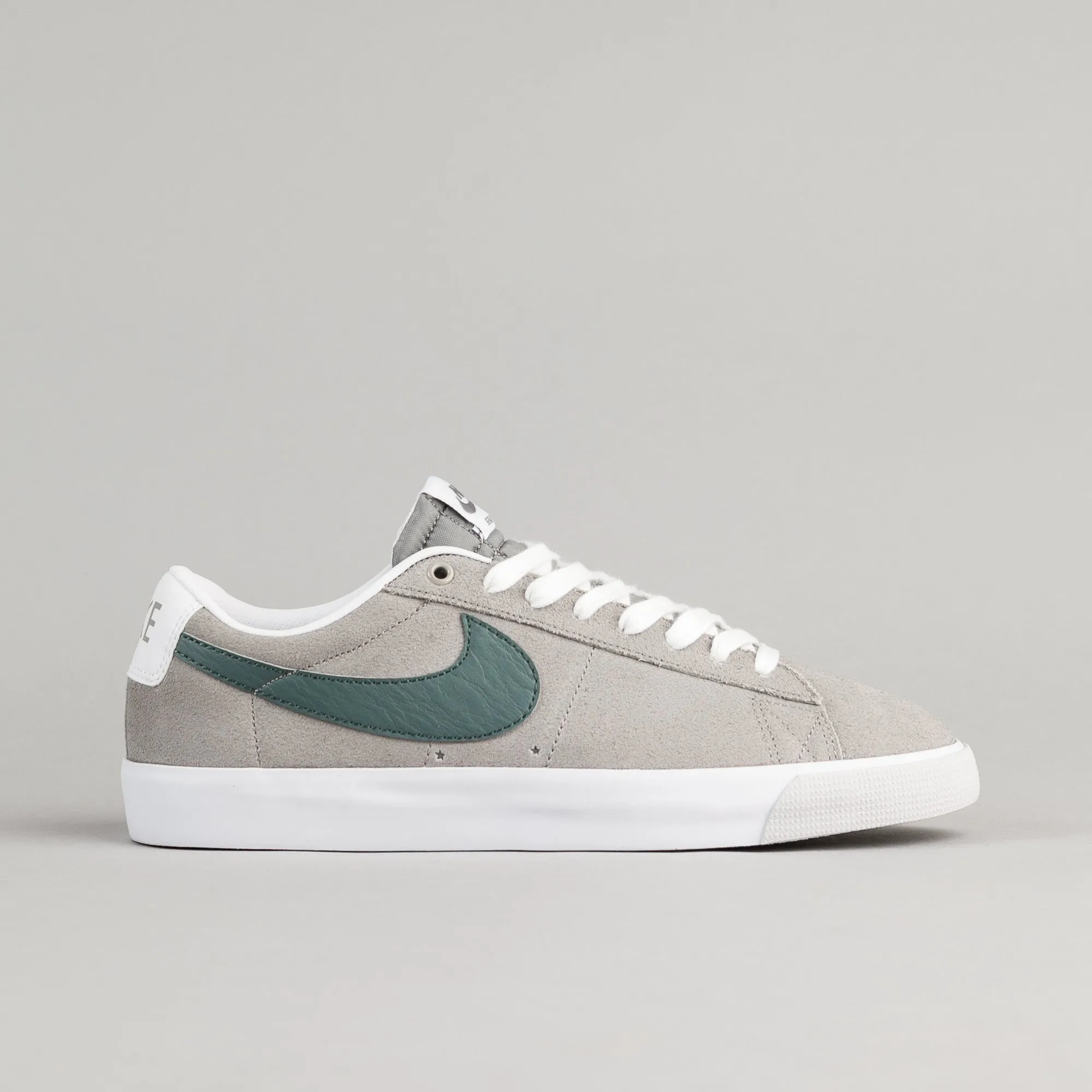 Nike SB Blazer Low GT Shoes - Dust / Hasta - White - Pure Platinum