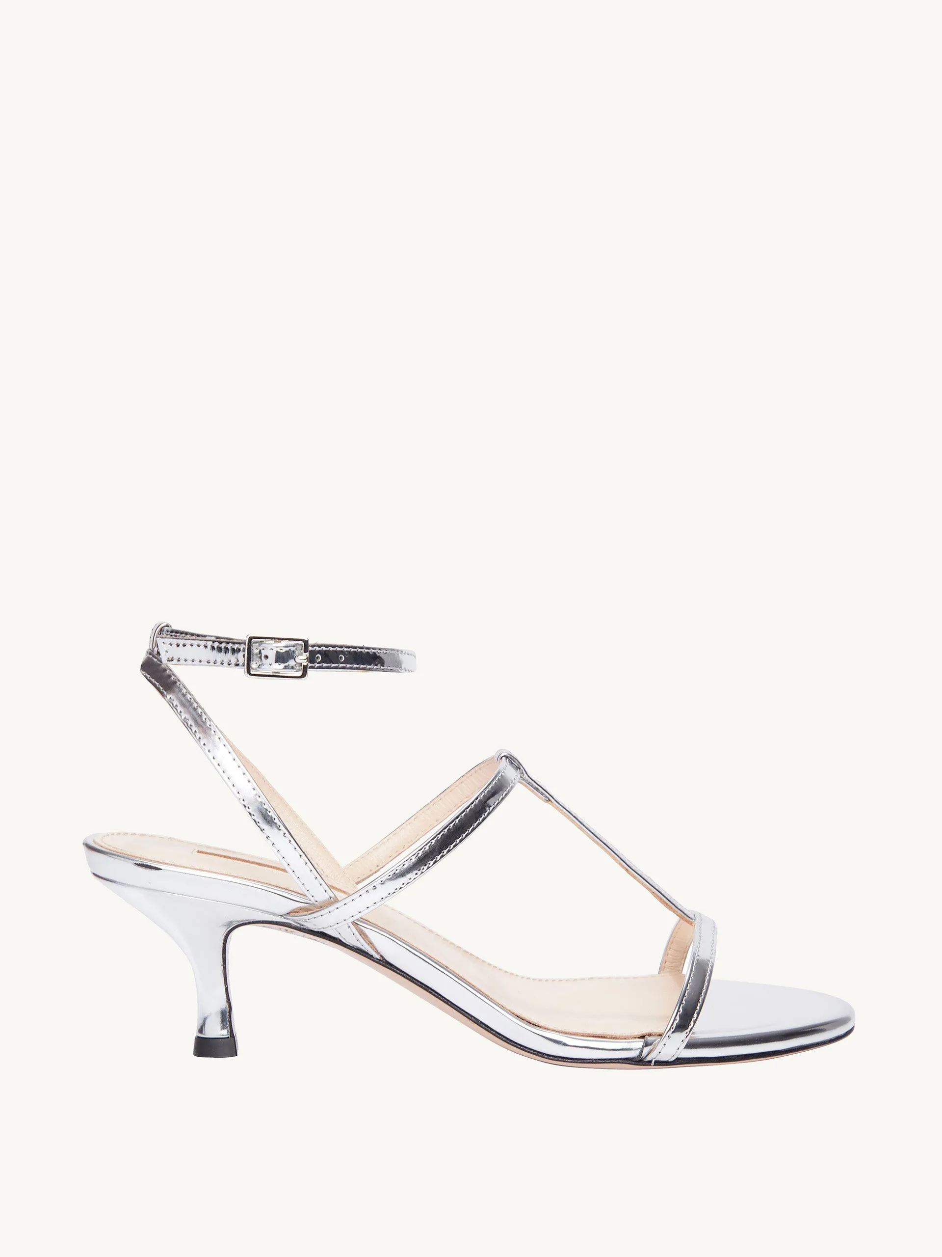 Novie kitten heel in silver metallic patent
