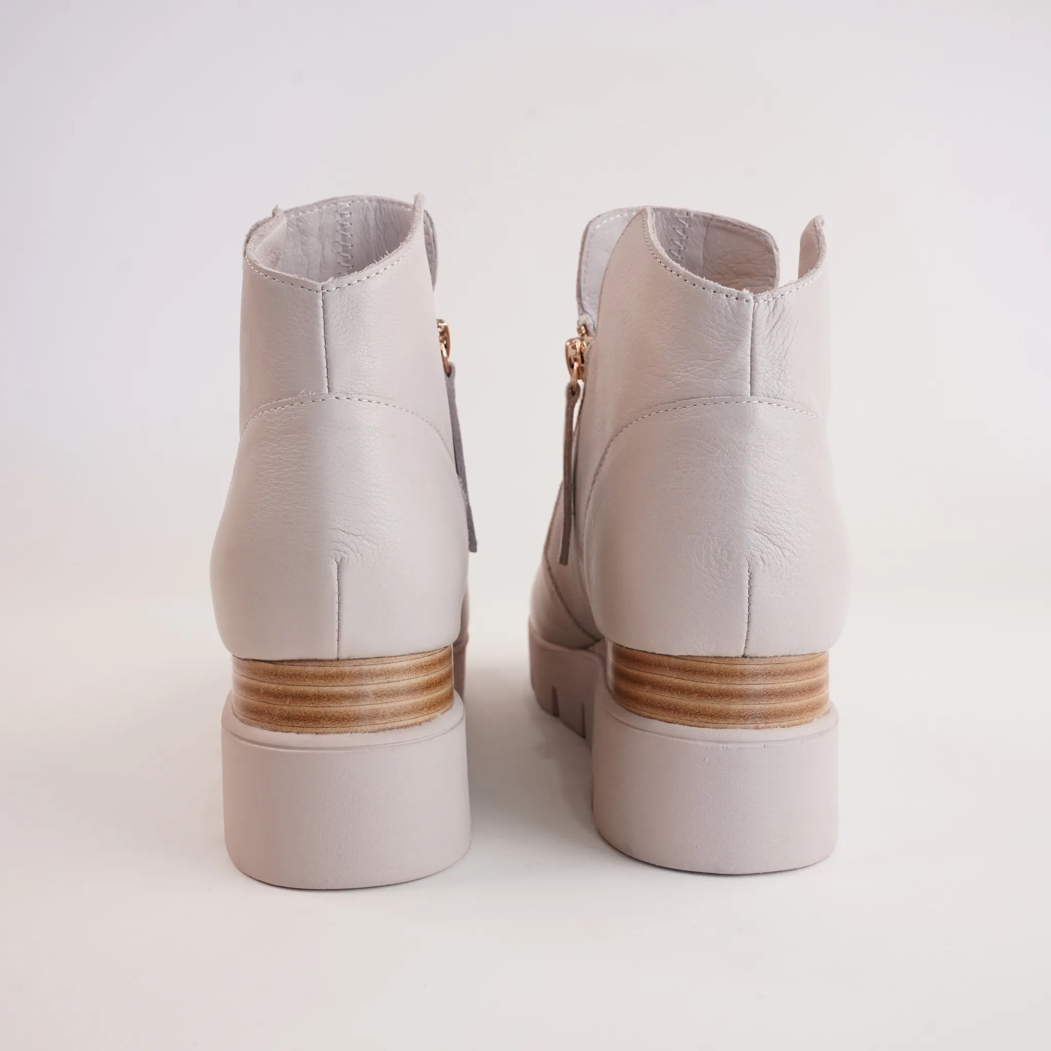 Radio Nougat/ Natural / Nougat Leather Ankle Boots