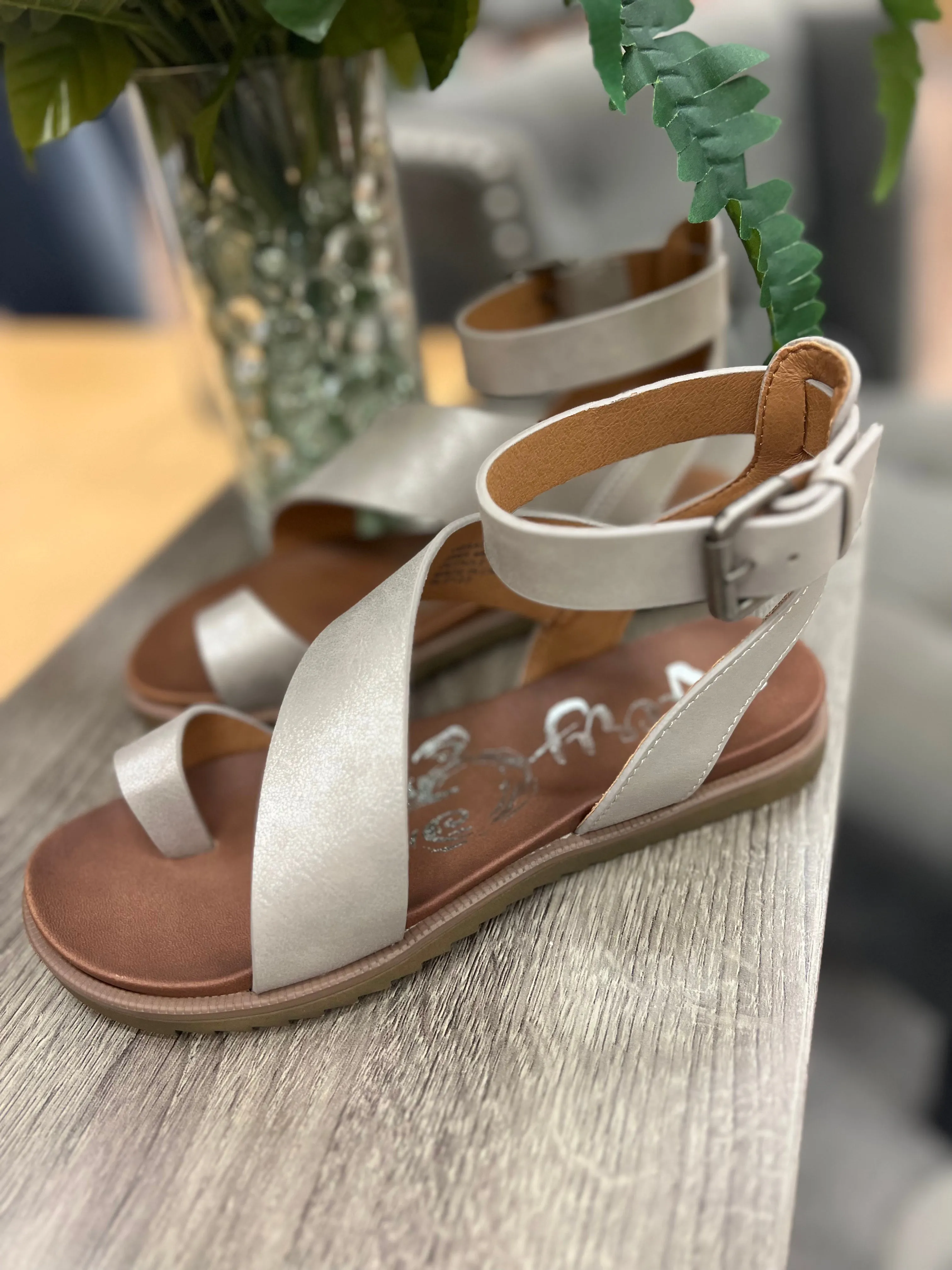 Steffy Sandals (Metallic Silver)
