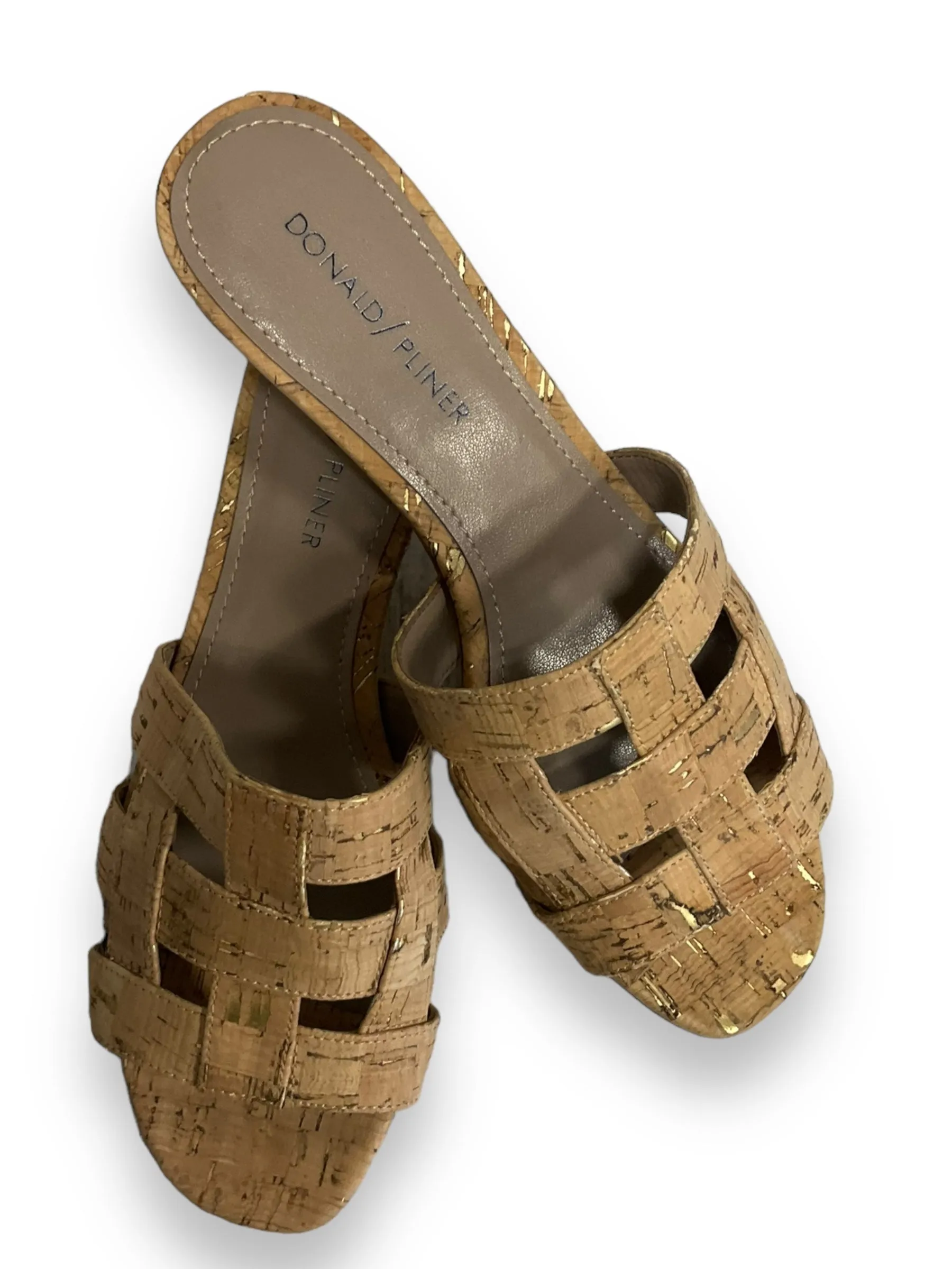 Tan Sandals Heels Kitten Donald Pliner, Size 6.5