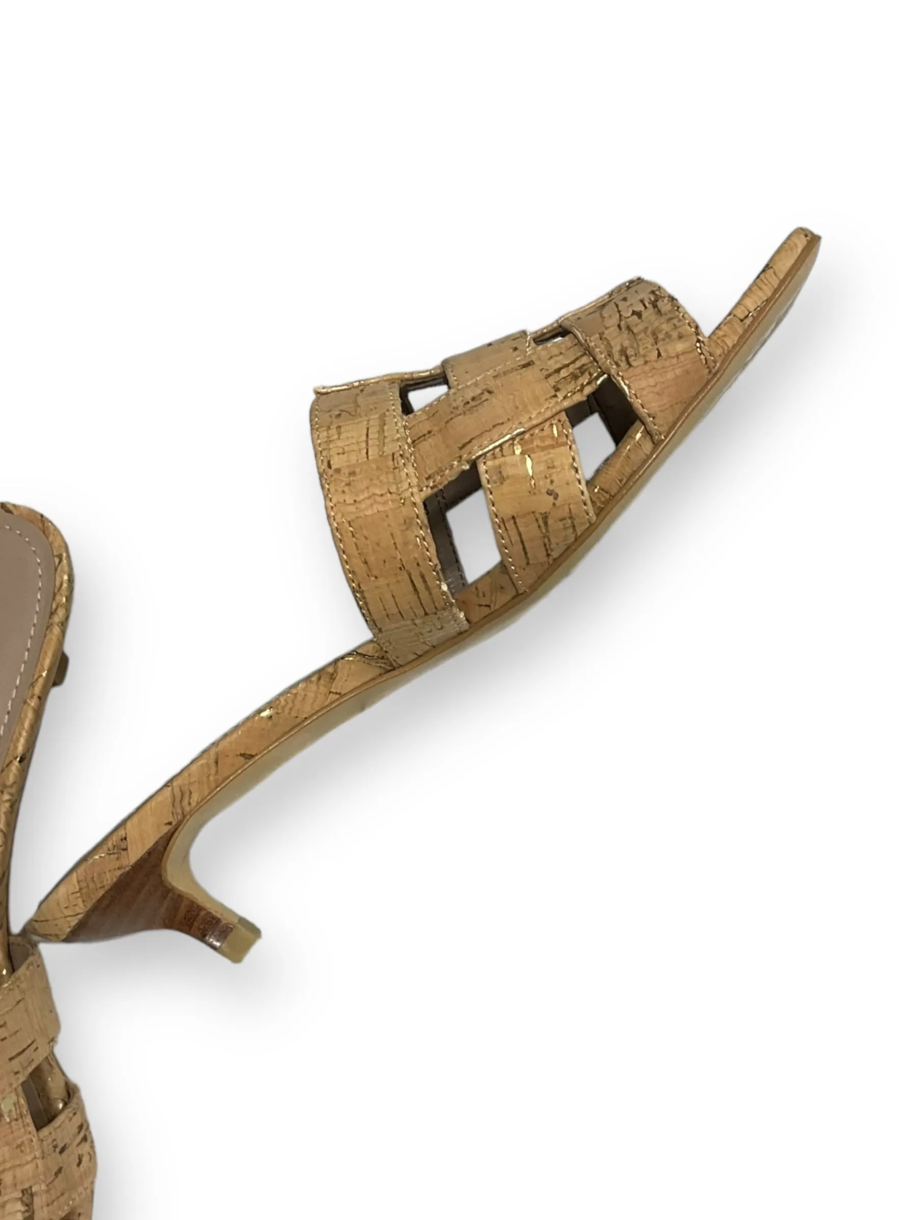 Tan Sandals Heels Kitten Donald Pliner, Size 6.5