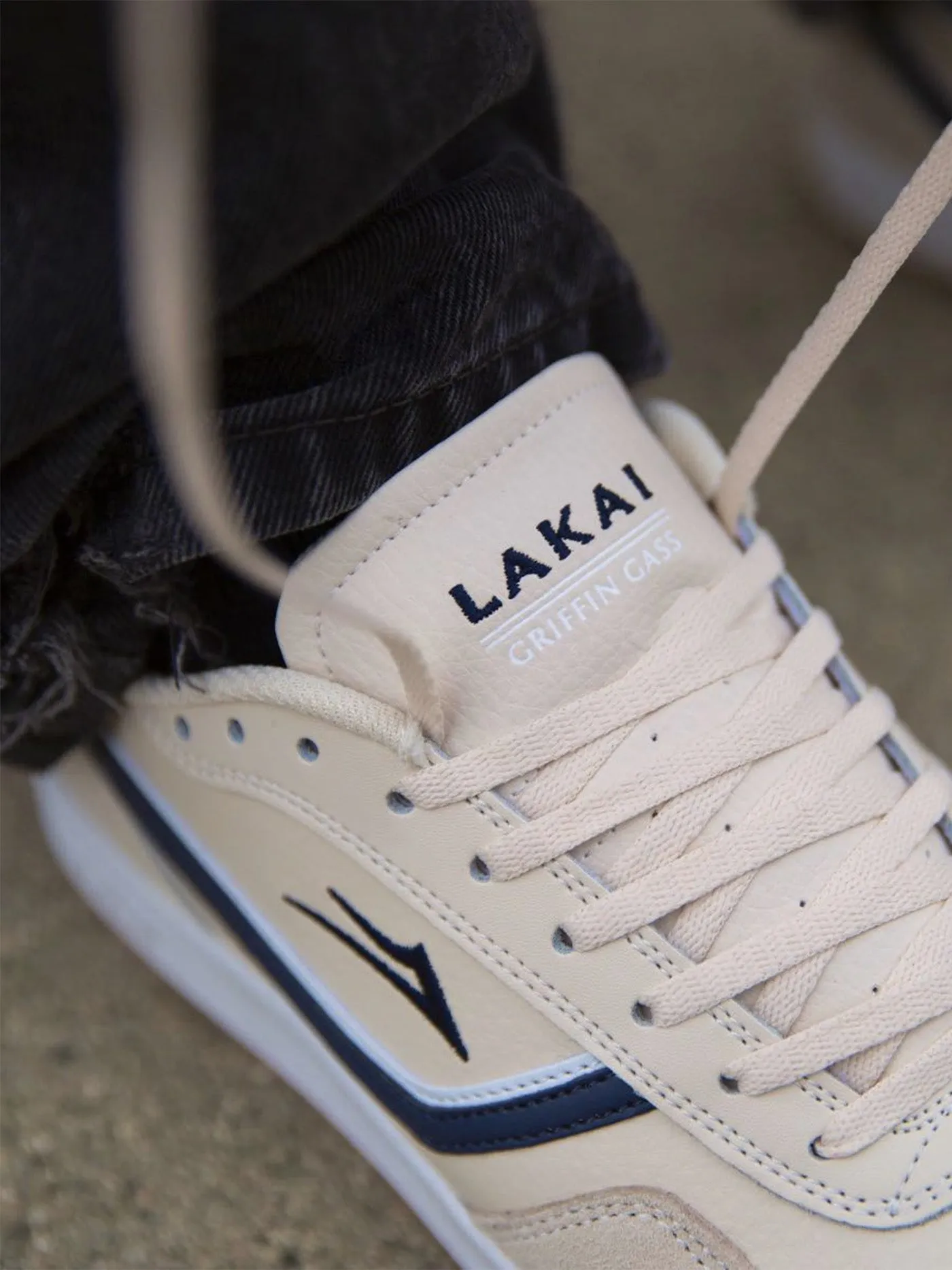 Terrace Cream/Navy Suede Shoes