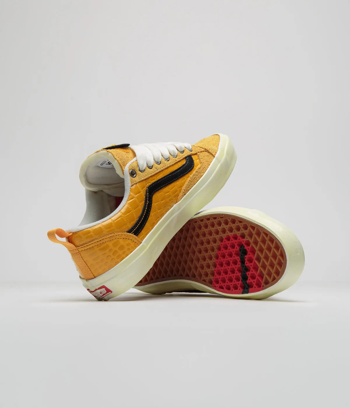 Vans Skate Old Skool 36  VCU Shoes - (Carpet) Yellow