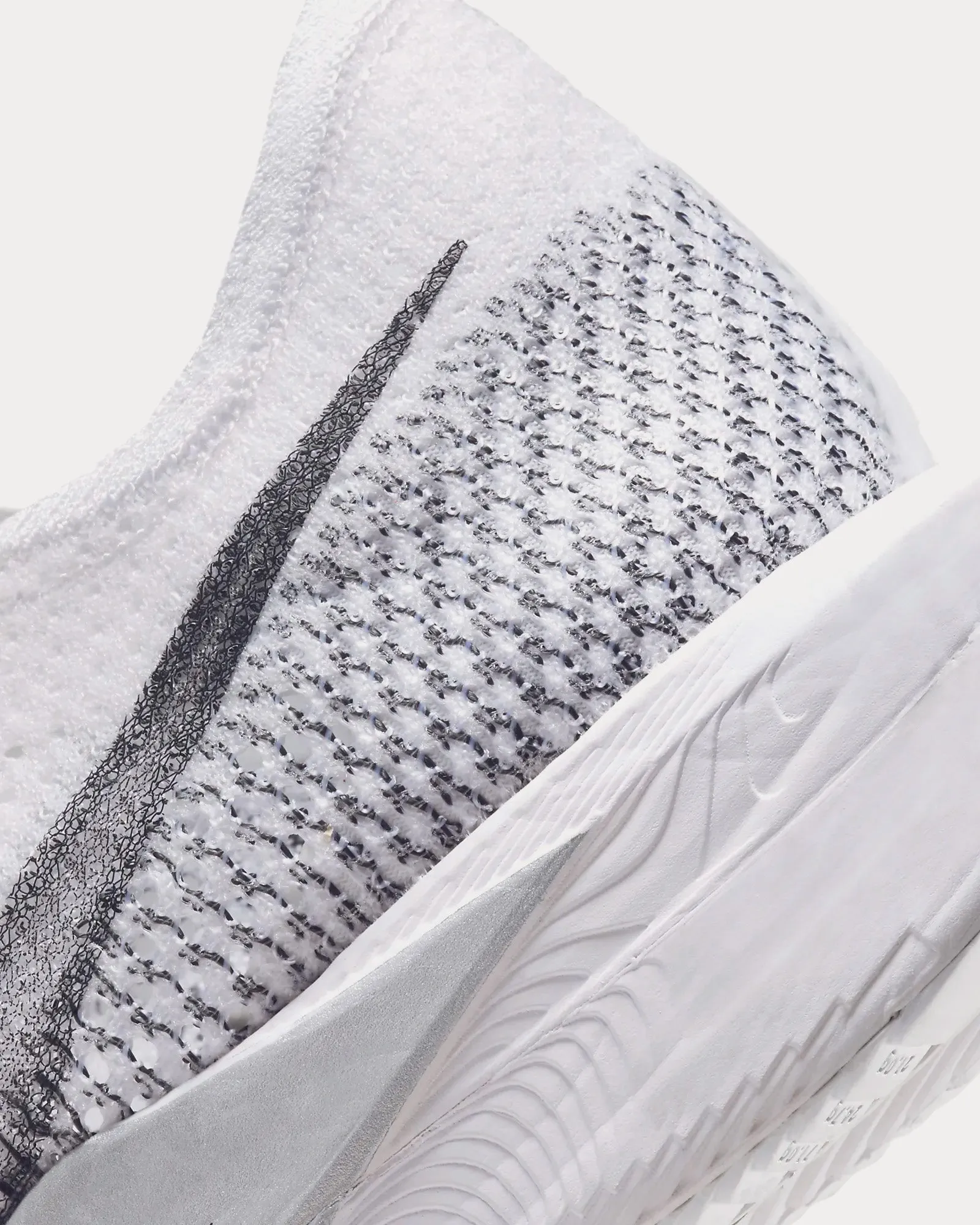 Vaporfly 3 White / Particle Grey / Metallic Silver / Dark Smoke Grey Running Shoes