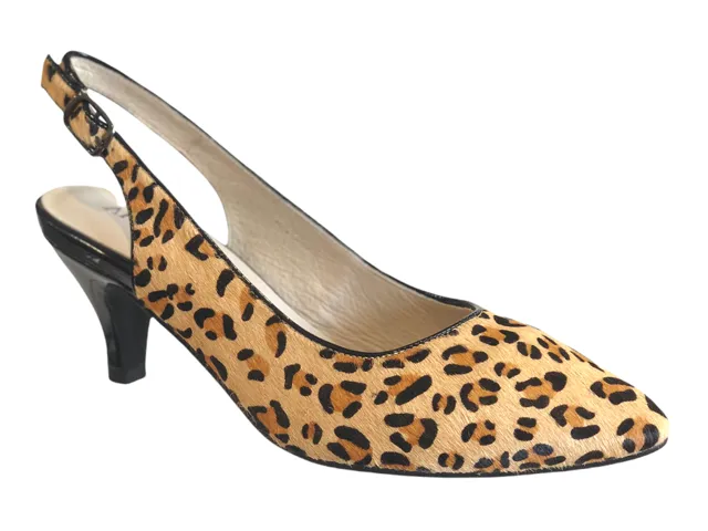 Via Nova Dara Leopard Print - Kitten Heels