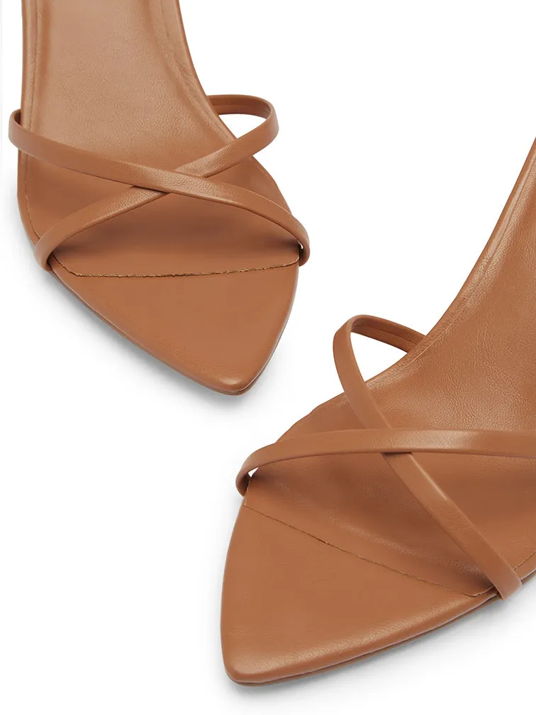VICTORIA Tan Heels