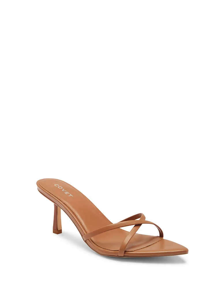 VICTORIA Tan Heels
