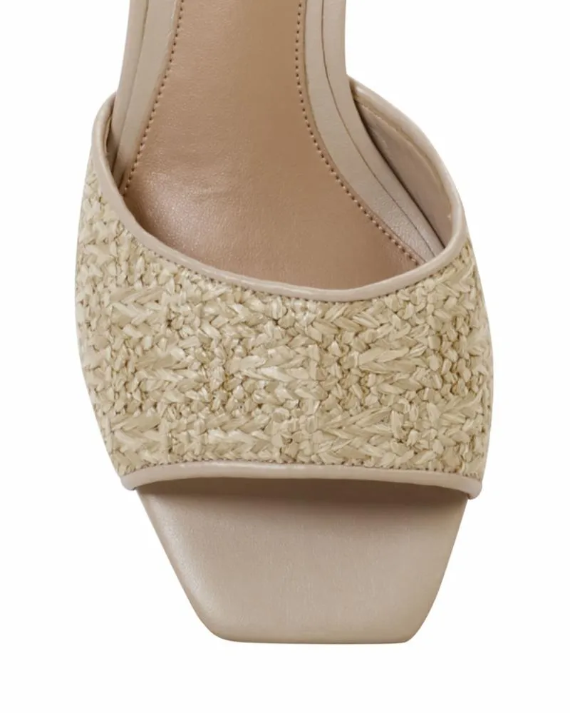 Vince Camuto Women's Faiza Nude M