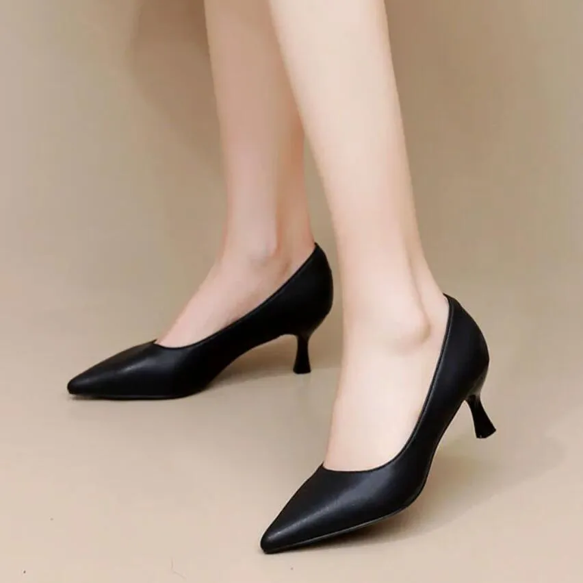 Women's Petite Feet Kitten Heel Pump Shoes ES94